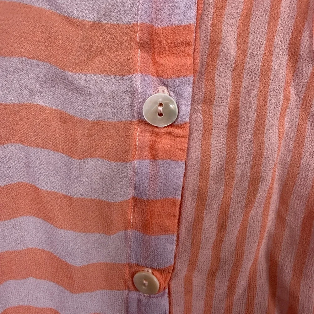 Saachi Striped peach and White Button-Up Shirt size large - Picture 7 of 11